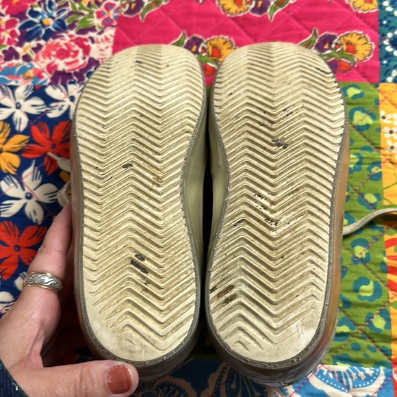 Golden Goose Deluxe Brand Shoes - Picture 6 of 8